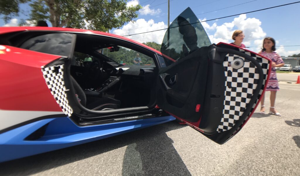 Mario Kart Lamborghini