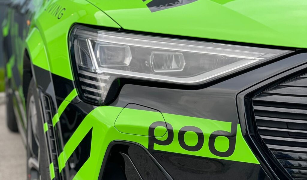 Audi E-Tron „Pod Bau“