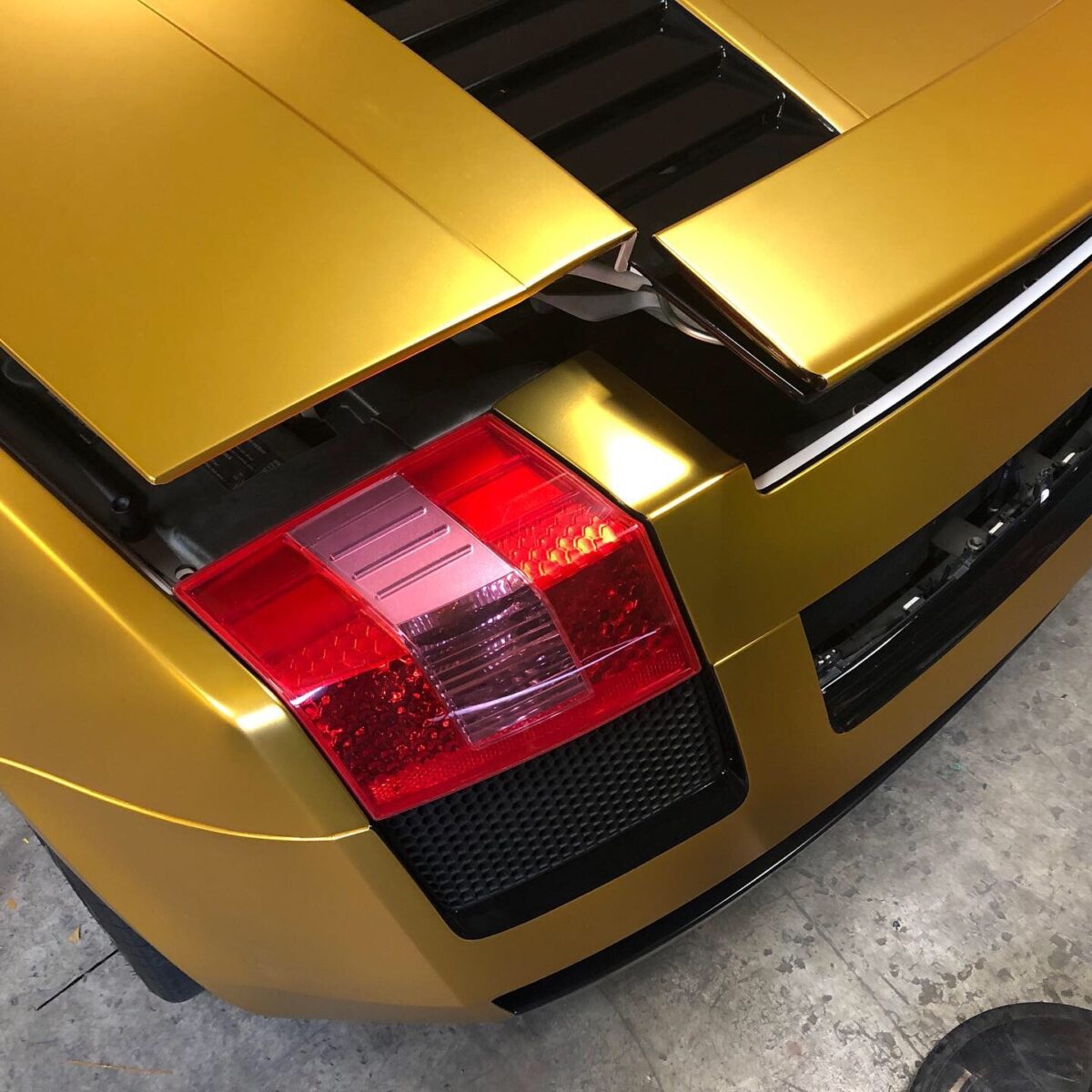 Satin Gold Chrome Lamborghini Colour Change